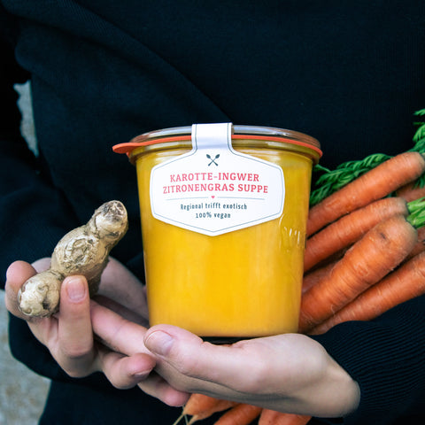 Leckere Karotte-Ingwer-Zitronengras Suppe, 100% vegan im original Weck®-Glas | Suppdiwupp